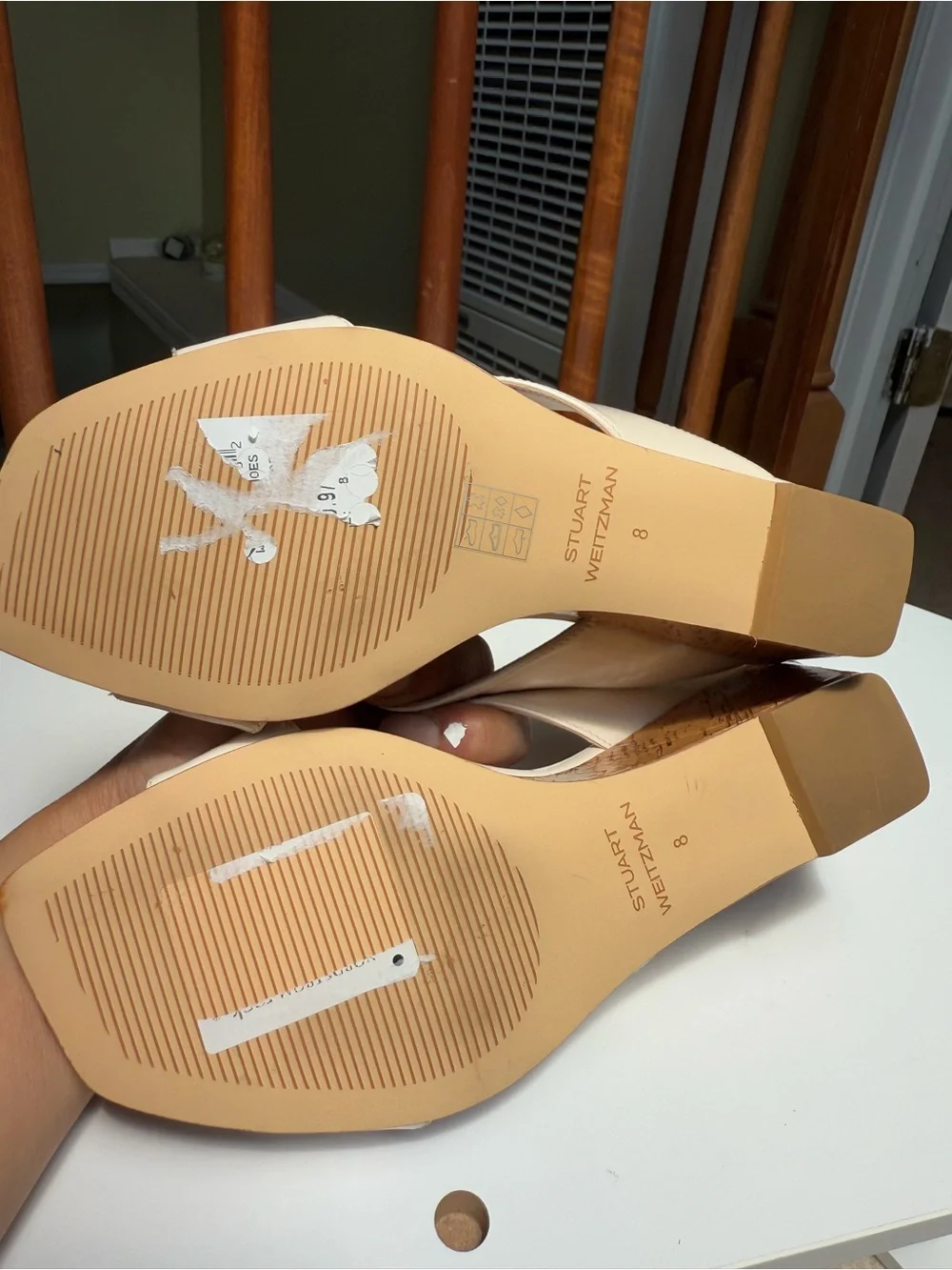 Stuart Weitzman  Miami Cream Patent Leather Wedge Sandals size 8 H41N3 - Picture 6 of 7